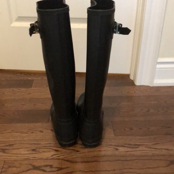 Women’s hunter boots size 10 barely worn - Picture 3 of 4